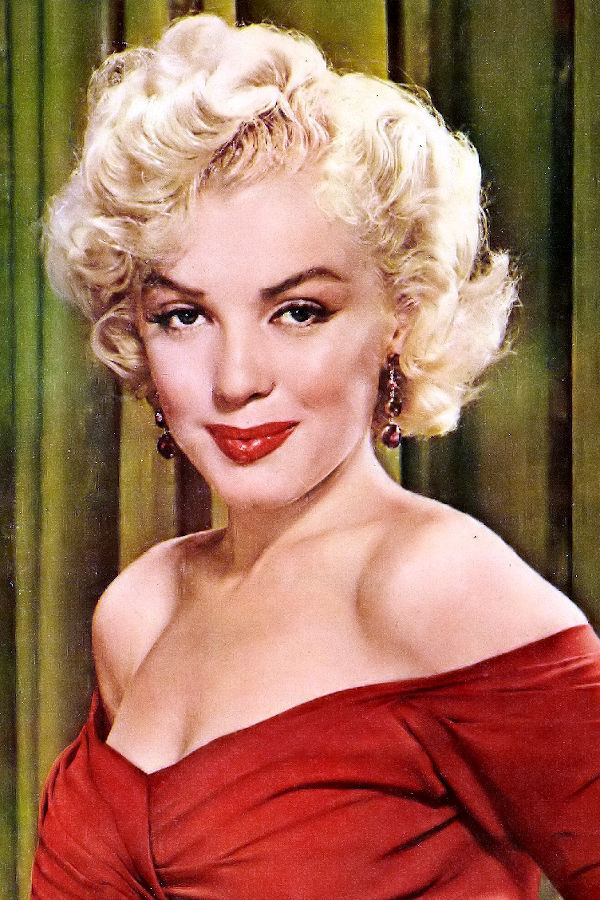 File:Marilyn Monroe in 1952.jpg
