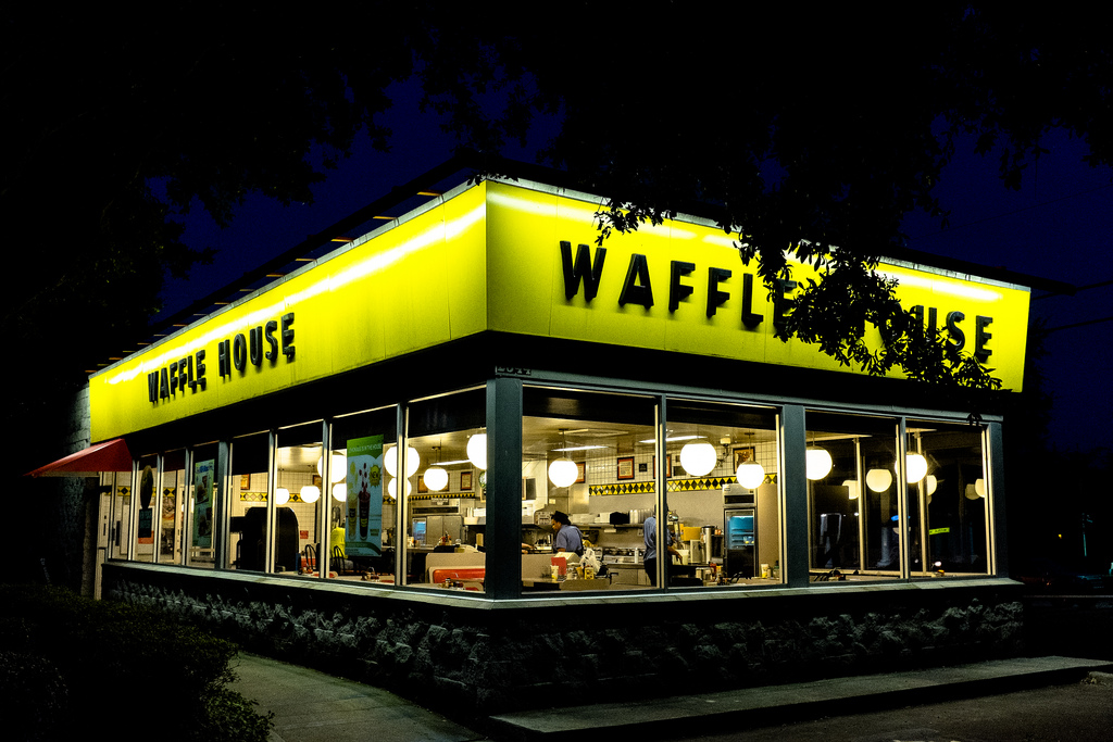 File:Waffle-House.jpg