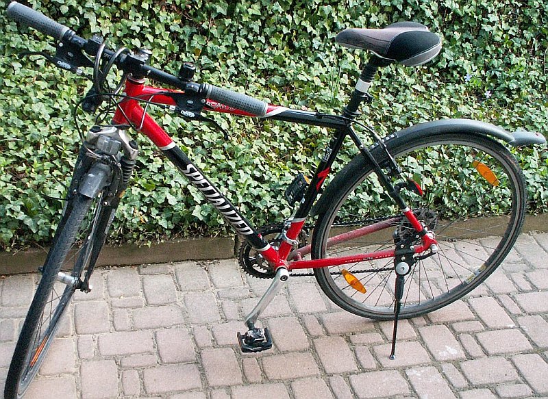 Fahrrad-schwarz-rot.jpg